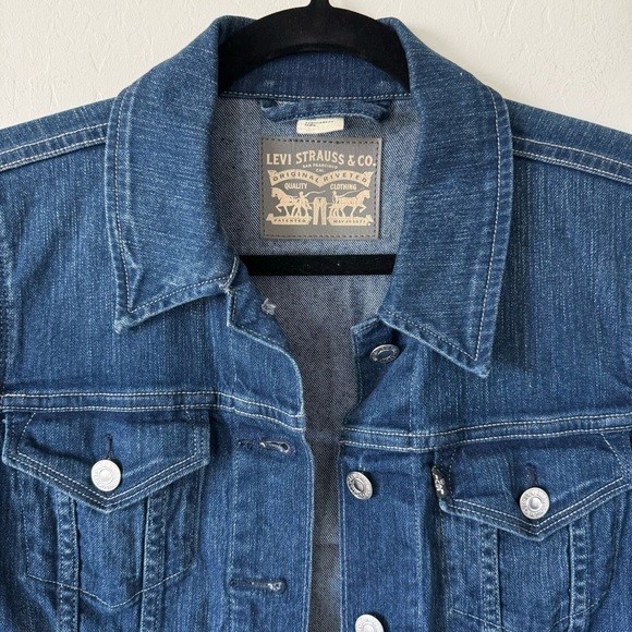 Levi’s The Original Trucker Jacket Authentic Blue Jean Denim Jacket Medium - Picture 7 of 14